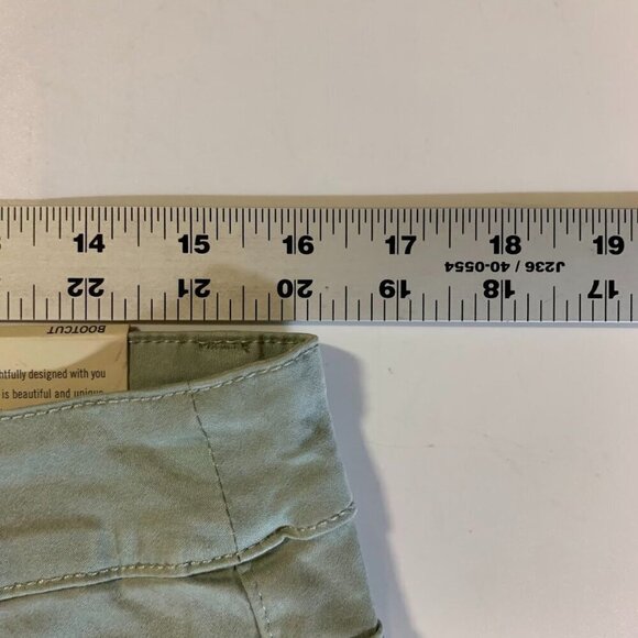 Soft Surroundings Women's Bootcut Stretch 2ASZ68 5 Pocket Jeans SIze M‎ NWT - Picture 13 of 16